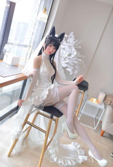 日暮怦然月黄昏