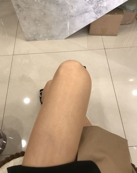 在荒丘上狩猎