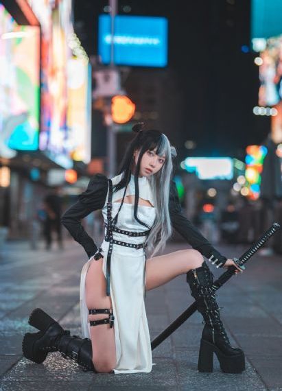 侬本情