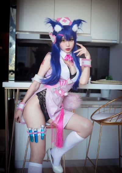 侍女们