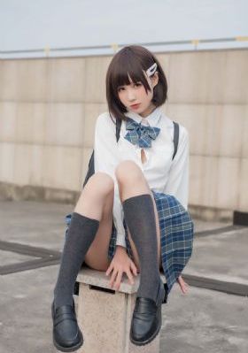 仙人坝的红衣兜