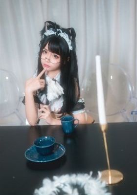 寒枝折不断